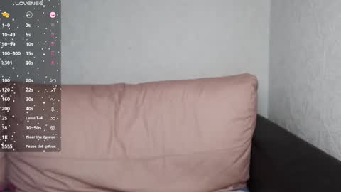 Monika online show from November 2025 12:59:02 PM