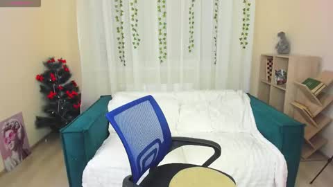 Snapshot of monika_pinch chatting on February 2026 03:59:02 AM Monika online show from February 2026 03:59:02 AM