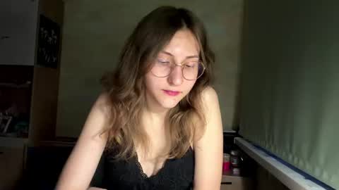 Snapshot of monikakotts chatting on June 2026 05:50:02 PM Mia online show from June 2026 05:50:02 PM