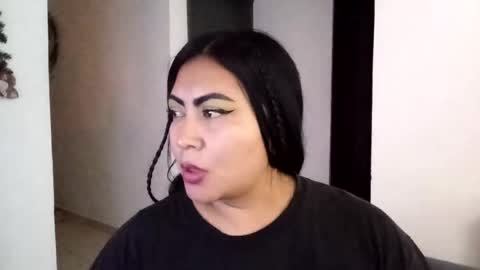 monikk__harrison online show from December 2024 07:57:01 PM