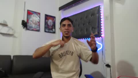 Snapshot of monkey_uchiha77 chatting on January 2025 12:52:02 PM simon dice online show from January 2025 12:52:02 PM