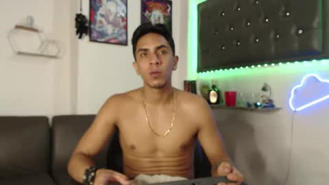 Snapshot of monkey_uchiha77 chatting on March 2025 12:47:01 PM simon dice online show from March 2025 12:47:01 PM