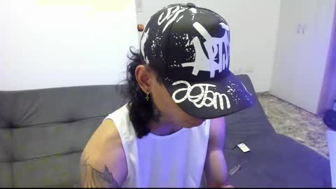 monkeyd_66 online show from December 2024 10:47:01 AM