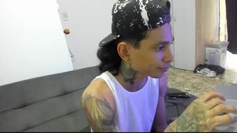 monkeyd_66 online show from December 2024 04:53:02 PM