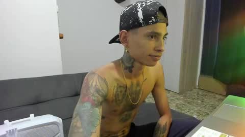 monkeyd_66 online show from December 2024 08:31:01 AM