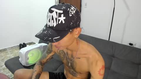 monkeyd_66 online show from January 2025 12:53:01 PM