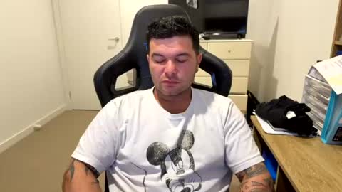 Snapshot of monkeydward1 chatting on June 2026 09:12:02 AM monkeydward1 online show from June 2026 09:12:02 AM