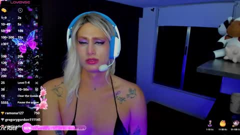 Snapshot of monojuan06 chatting on December 2024 05:04:01 AM veronika ind online show from December 2024 05:04:01 AM