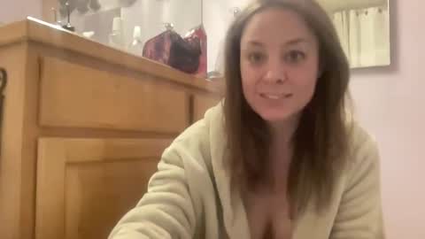 Snapshot of monroelovesyou chatting on January 2025 04:33:02 AM Monroe online show from January 2025 04:33:02 AM