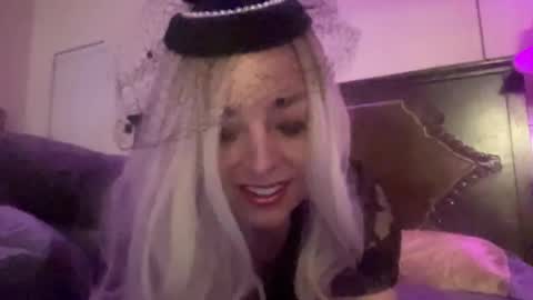 Snapshot of monroelovesyou chatting on February 2025 06:34:02 AM Monroe online show from February 2025 06:34:02 AM