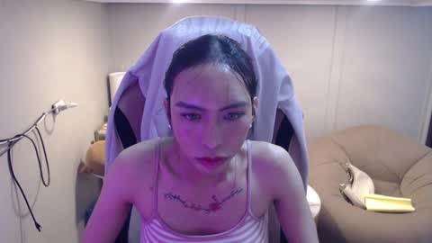 ELYSE A SIMPLE GIRL online show from March 2025 06:26:02 AM