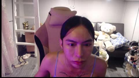 ELYSE A SIMPLE GIRL online show from April 2026 11:45:02 AM