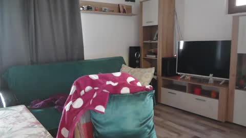 Monse online show from February 2025 07:35:01 AM