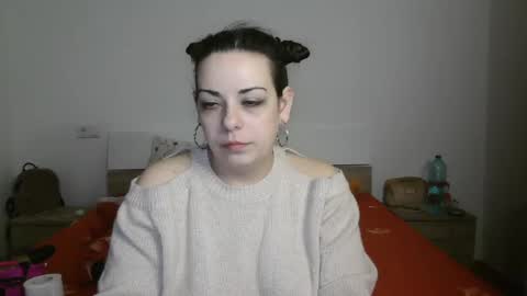 Monse online show from February 2025 04:50:02 PM