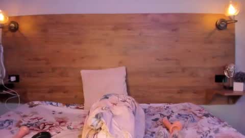 monwuw online show from July 2026 12:48:01 AM