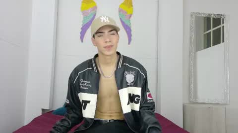 Snapshot of monyel_blake chatting on June 2026 11:41:02 AM online show from June 2026 11:41:02 AM