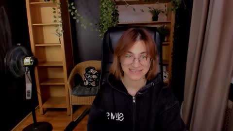 Katrin online show from October 2025 09:03:01 PM