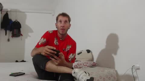 Luna online show from January 2025 11:27:02 PM