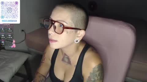 Luna online show from February 2025 10:20:01 PM