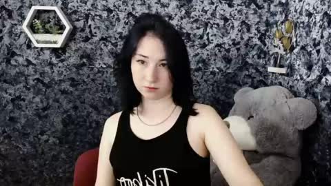 Diana online show from May 2026 08:25:01 PM