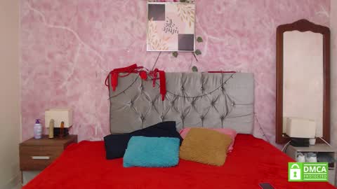 Moon Hill online show from October 2025 05:41:02 PM