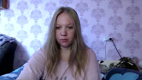 moon_linght000 online show from June 2026 05:33:02 AM
