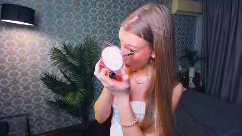 moon_puzzles online show from March 2026 08:07:01 AM