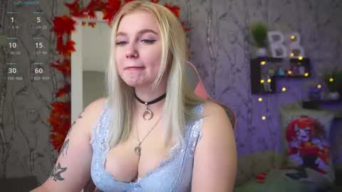 Emilia online show from October 2025 08:55:01 AM