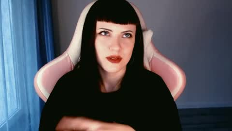  sophie  online show from April 2026 04:13:02 PM
