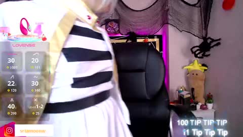 Moon Water   online show from October 2025 10:06:01 AM