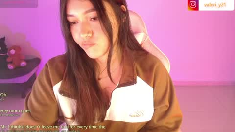 Snapshot of moonbella_bell chatting on May 2026 03:12:01 AM bell online show from May 2026 03:12:01 AM