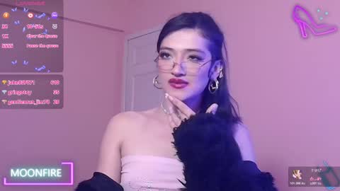 Snapshot of moonfiredance chatting on November 2025 10:52:02 PM Nicky online show from November 2025 10:52:02 PM