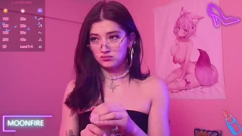 Snapshot of moonfiredance chatting on November 2025 12:19:02 PM Nicky online show from November 2025 12:19:02 PM