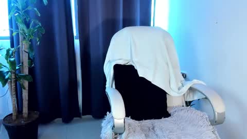 moonie_baddie31 online show from October 2025 09:26:01 PM