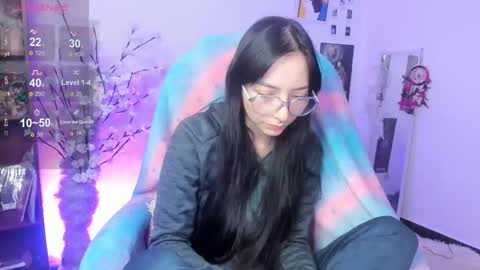 MOON  online show from December 2025 10:28:02 PM