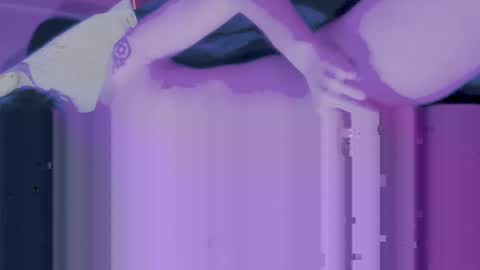 Snapshot of moonless_joy chatting on October 2025 01:50:02 AM Moonless online show from October 2025 01:50:02 AM