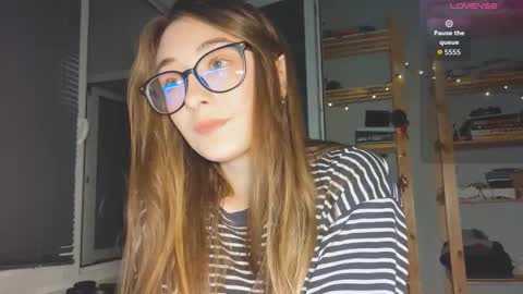 Dana online show from October 2025 07:11:02 PM