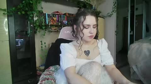 Snapshot of moonlight_sonataa chatting on May 2026 02:47:01 PM moonlight_sonataa online show from May 2026 02:47:01 PM