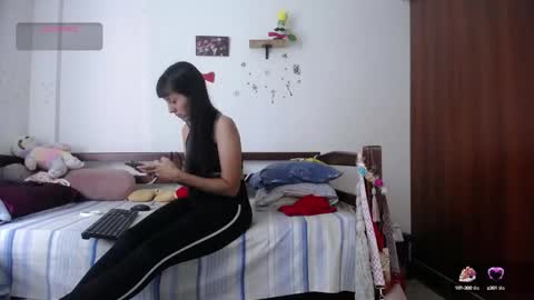 moonlunita online show from September 2025 03:47:01 PM