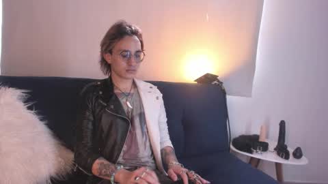 Snapshot of moonn_fox chatting on October 2025 08:26:01 PM Moon online show from October 2025 08:26:01 PM