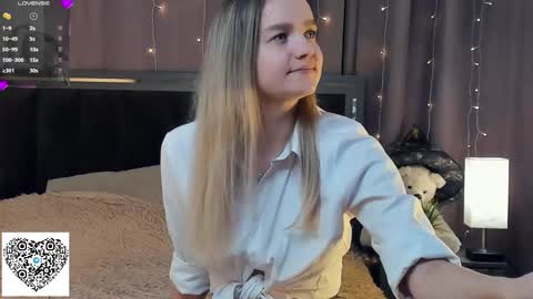 Eva online show from September 2025 07:52:02 PM