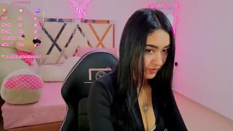 Snapshot of moonshine_tay chatting on September 2025 07:48:01 PM Moon online show from September 2025 07:48:01 PM