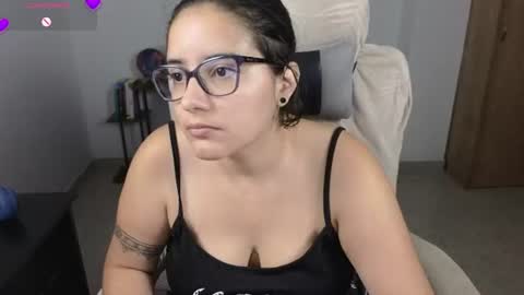 Snapshot of moonwoman_ chatting on July 2026 03:20:01 AM Moon Woman online show from July 2026 03:20:01 AM