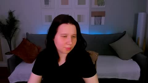 Charli online show from April 2026 04:14:01 PM