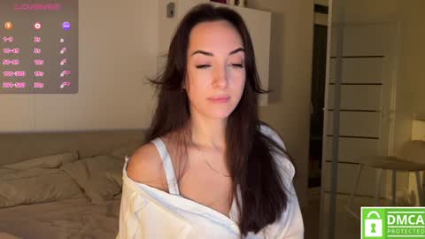 Snapshot of moorekatty chatting on December 2024 09:02:01 PM Please call my Kattypvt 60 tk in minut open Free Lovense control in pvt online show from December 2024 09:02:01 PM