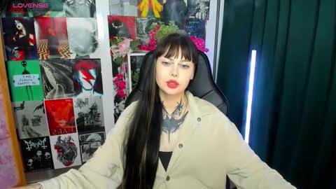 Snapshot of morana_batt chatting on September 2025 02:03:02 AM Morana online show from September 2025 02:03:02 AM