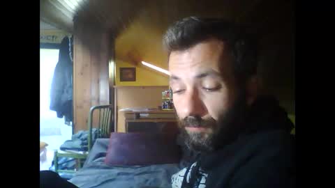 mordecai999 online show from October 2025 01:56:02 PM