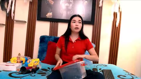 alexia online show from October 2025 07:04:02 PM