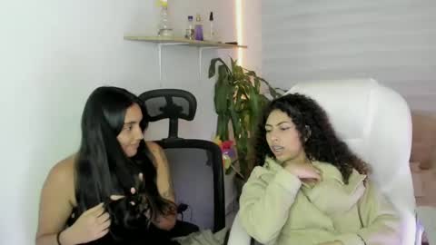 Snapshot of morena_rodriguez_9 chatting on October 2025 08:02:02 AM morena_rodriguez_9 online show from October 2025 08:02:02 AM
