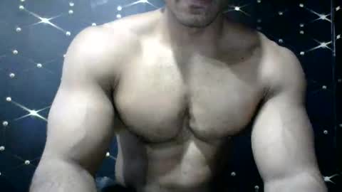 Snapshot of moreno1muscular chatting on March 2025 04:00:02 PM moreno1muscular online show from March 2025 04:00:02 PM